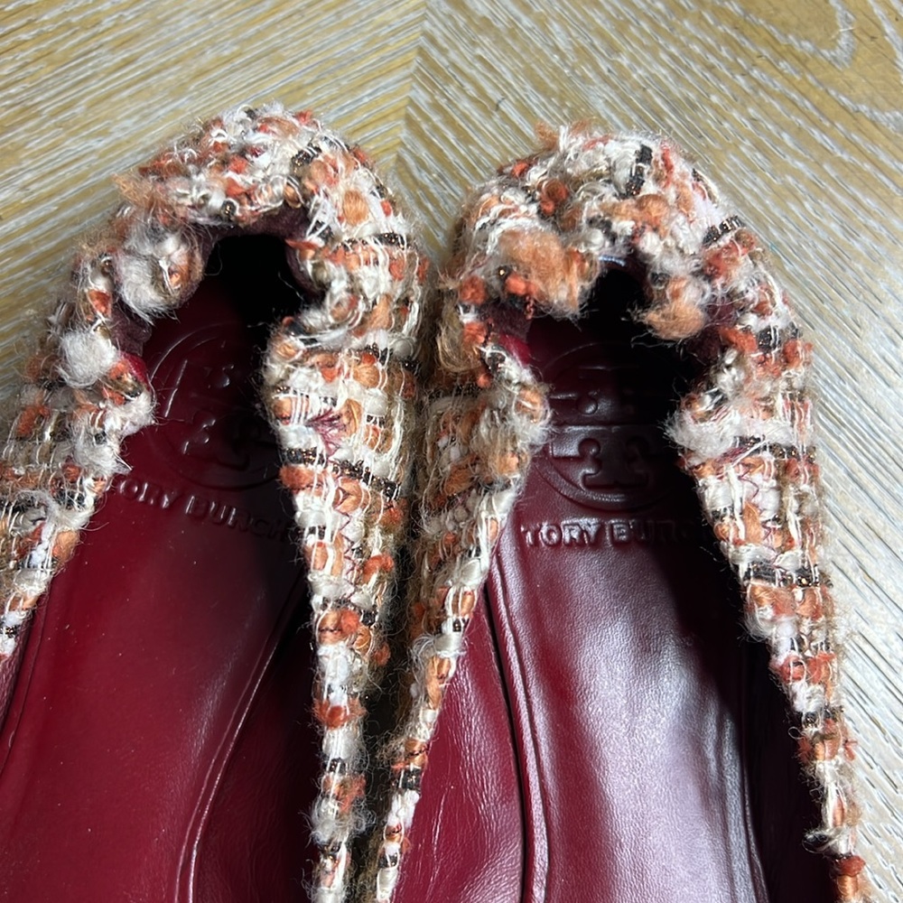 TORY BURCH Burgundy Tweed Flats 7.5 - Picture 5 of 10
